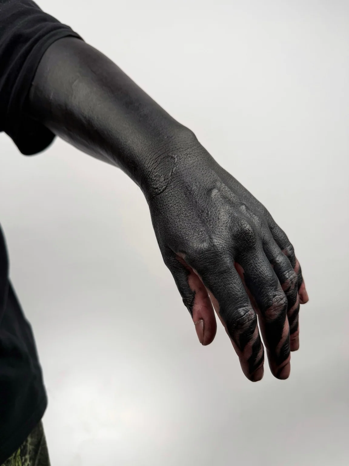 Blackout hand