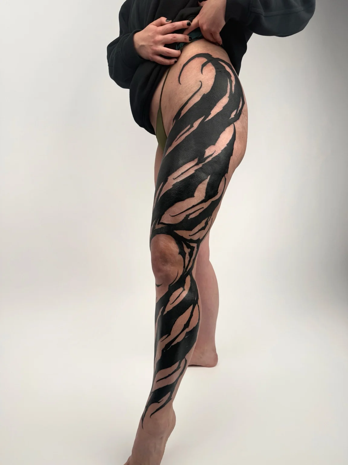 Organic blackwork leg piece